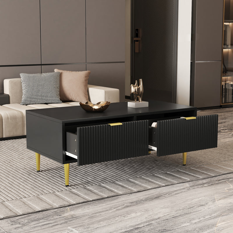 Table basse élégante noire avec poignets et pieds dorées 2 tiroirs design à rayures verticales STRUX BLACK