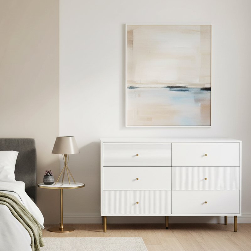 Buffet modern blanc à 6 tiroirs avec façades texturées et poignées dorées CHROMAFLASH