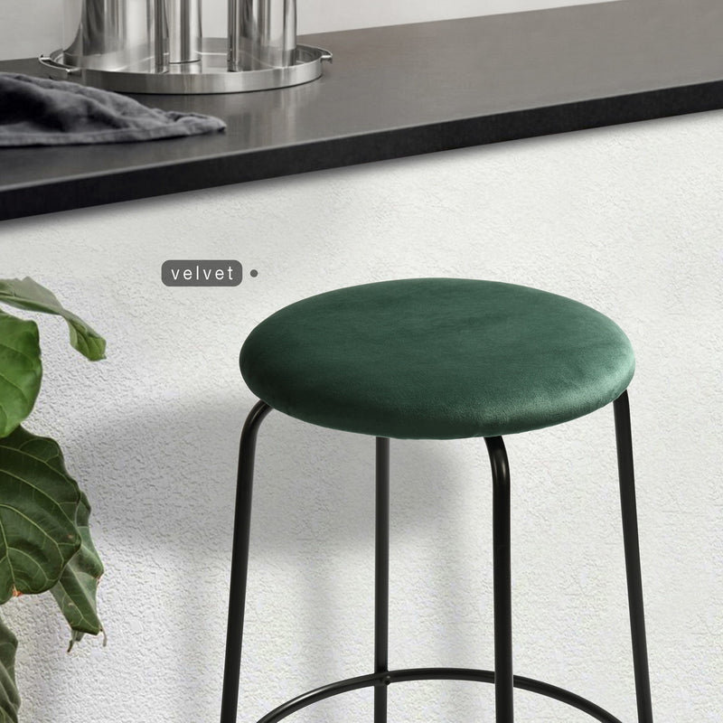 Lot de 2 tabourets de bar velours vert structure noir HAMER BARSTOOL DARK GREEN