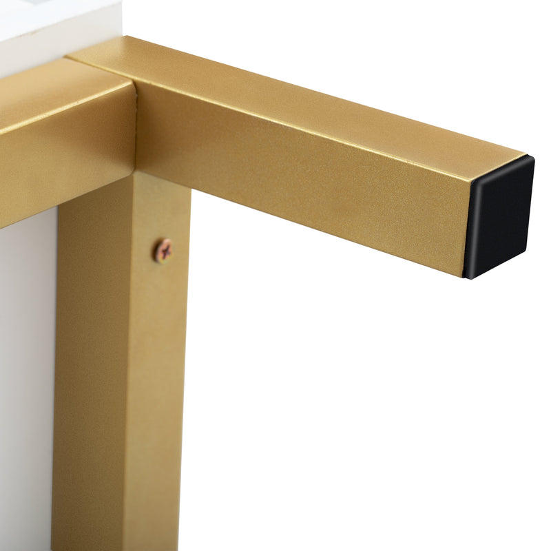 Buffet blanc moderne 3 portes avec plateau effet marbre et pieds métalliques dorés PHULPHAIX