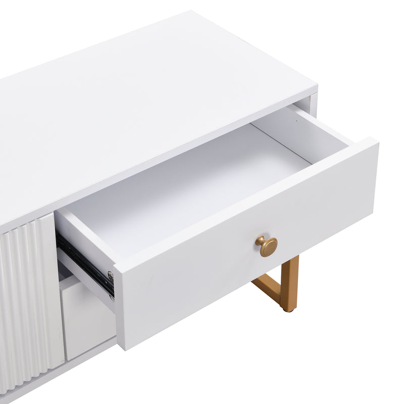 Meuble TV blanc avec 4 tiroirs, 2 portes texturés et accents dorés TREGMAL WHITE
