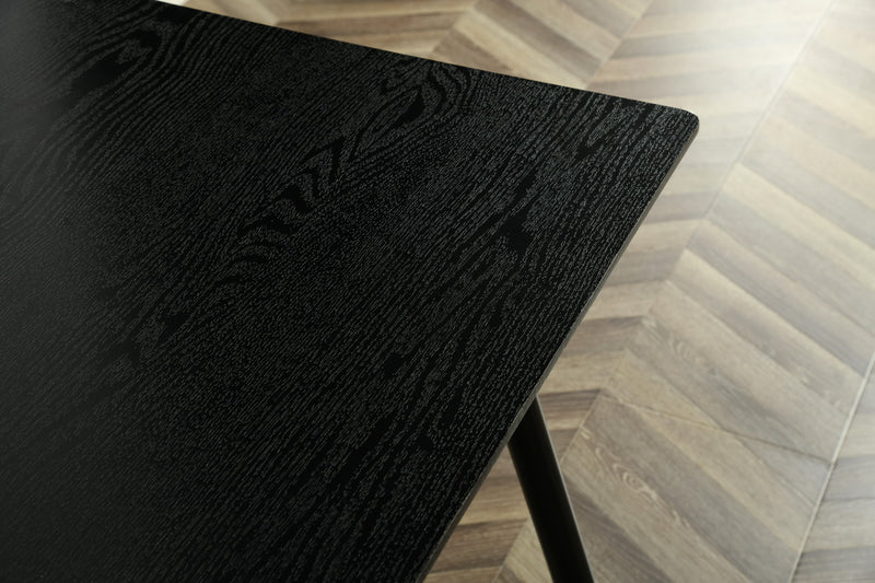 Rechteckiger Esszimmertisch im skandinavischen Stil in schwarzer Holzoptik mit goldenen Punktfüßen 110x70 WHALEN BLACK WOOD TABLE BG